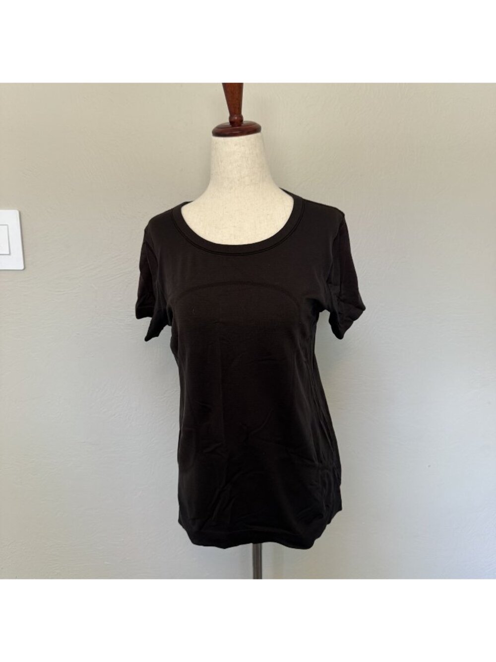 Lululemon Short Sleeve Crewneck Workout Top - Dark Heathered Brown Black